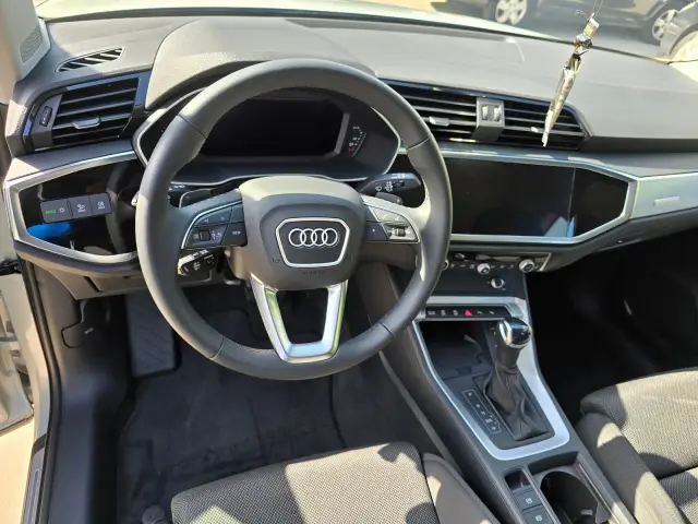 Audi Q3 po čistení, fotka 11
