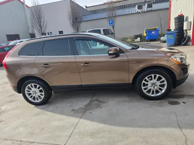 Volvo XC60 po čistení, fotka 4