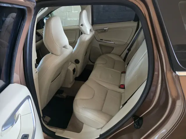 Volvo XC60 po čistení, fotka 15