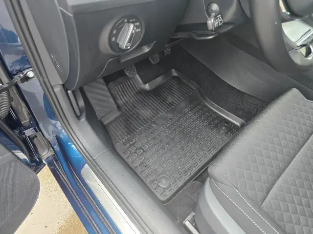 Škoda Superb po čistení, fotka 10