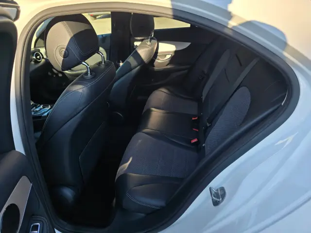 Mercedes C220 po čistení, fotka 16