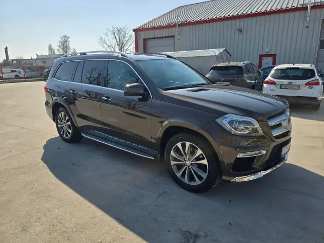 Mercedes GLE po čistení, fotka 7