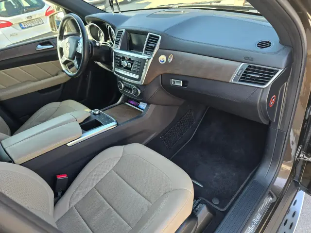 Mercedes GLE po čistení, fotka 13